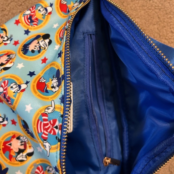 Little Sunflower Shop Disney Cruise Line Jumbo Fanny Pack - Picture 4 of 5